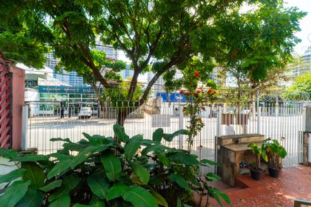 Vista do Quarto 1 de casa à venda com 2 quartos, 400m² em Vila Clementino, São Paulo