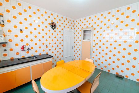 Casa à venda com 400m², 2 quartos e 1 vagaCozinha