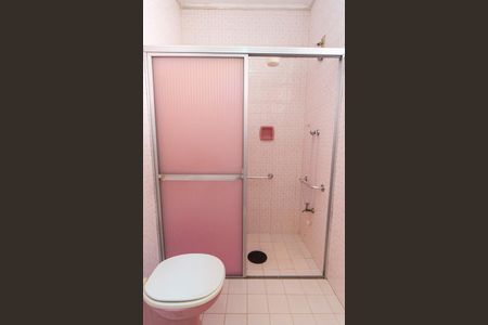 Casa à venda com 400m², 2 quartos e 1 vagaBanheiro