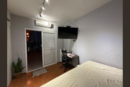 Casa à venda com 255m², 6 quartos e 5 vagas Casa à venda com 255m², 6 quartos e 5 vagasQuarto