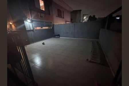 Casa à venda com 255m², 6 quartos e 5 vagas Casa à venda com 255m², 6 quartos e 5 vagasÁrea Comum