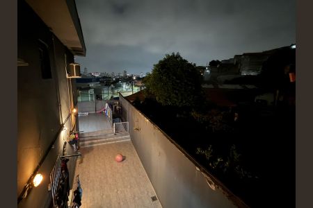 Casa à venda com 255m², 6 quartos e 5 vagas Casa à venda com 255m², 6 quartos e 5 vagasÁrea Comum