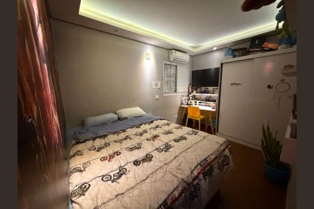 Casa à venda com 255m², 6 quartos e 5 vagas Casa à venda com 255m², 6 quartos e 5 vagasQuarto
