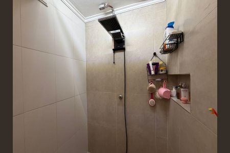 Casa à venda com 255m², 6 quartos e 5 vagas Casa à venda com 255m², 6 quartos e 5 vagasBanheiro