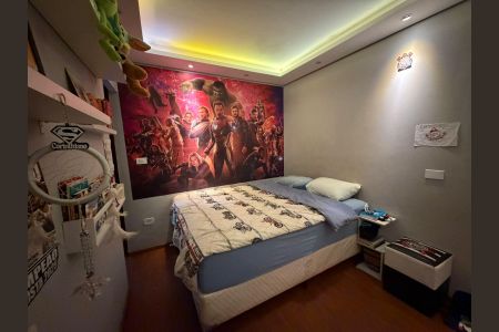 Casa à venda com 255m², 6 quartos e 5 vagas Casa à venda com 255m², 6 quartos e 5 vagasQuarto