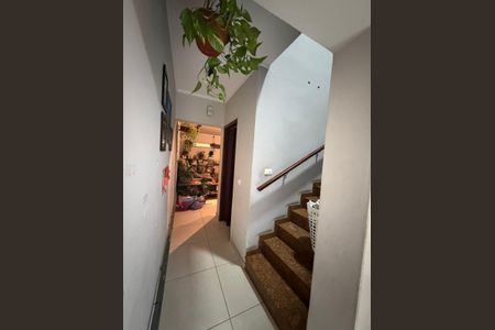 Sala de casa para alugar com 6 quartos, 255m² em Vila Sacadura Cabral, Santo André