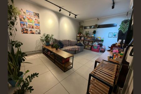 Sala de casa para alugar com 6 quartos, 255m² em Vila Sacadura Cabral, Santo André