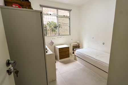Apartamento à venda com 110m², 3 quartos e 2 vagasQuarto 2