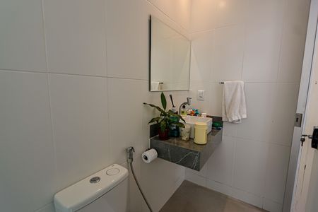 Apartamento à venda com 110m², 3 quartos e 2 vagasBanheiro da Suíte