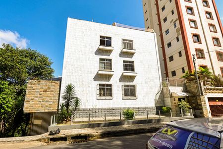 Apartamento à venda com 110m², 3 quartos e 2 vagasFachada