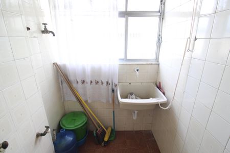 Apartamento à venda com 77m², 2 quartos e 1 vagaÁrea de serviço