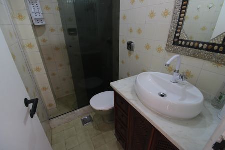 Apartamento à venda com 77m², 2 quartos e 1 vagaBanheiro social