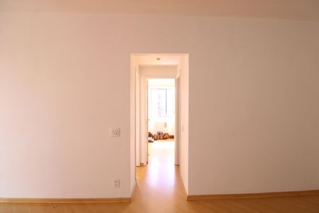 Apartamento à venda com 77m², 2 quartos e 1 vagaSala - Corredor