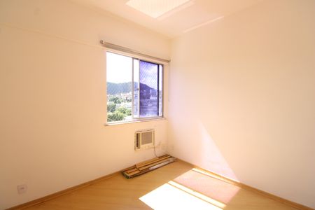 Apartamento à venda com 77m², 2 quartos e 1 vagaSuíte 