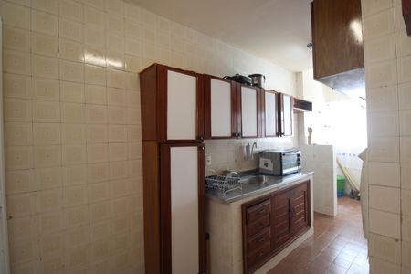 Apartamento à venda com 77m², 2 quartos e 1 vagaCozinha