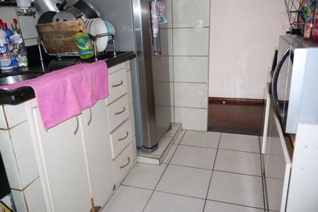 Apartamento à venda com 55m², 2 quartos e 1 vagaCozinha