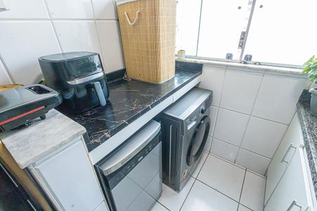 Apartamento à venda com 60m², 2 quartos e 2 vagascozinha