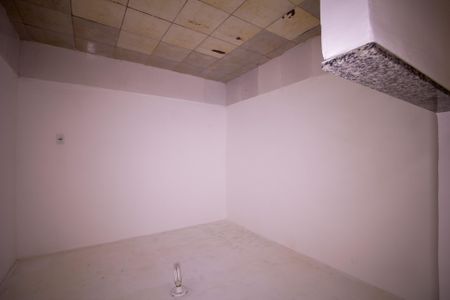 Sala de casa para alugar com 1 quarto, 42m² em Rocha, São Gonçalo