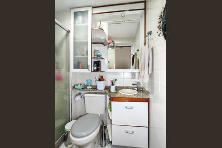 Apartamento à venda com 57m², 2 quartos e 1 vagaBanheiro Corredor