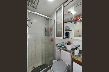Apartamento à venda com 57m², 2 quartos e 1 vagaBanheiro Corredor