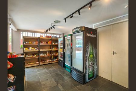 Apartamento à venda com 57m², 2 quartos e 1 vagaMercadinho