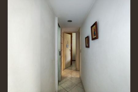 Apartamento à venda com 57m², 2 quartos e 1 vagaCorredor