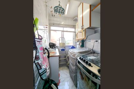 Apartamento à venda com 57m², 2 quartos e 1 vagaCozinha e Área de Serviço