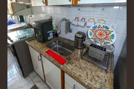 Apartamento à venda com 57m², 2 quartos e 1 vagaCozinha e Área de Serviço