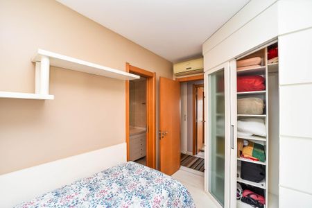 Apartamento para alugar com 163m², 3 quartos e 2 vagasSuíte 2