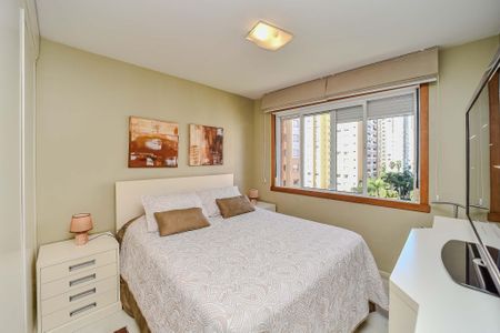 Apartamento para alugar com 163m², 3 quartos e 2 vagasSuíte 1