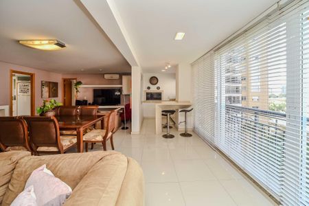 Apartamento para alugar com 163m², 3 quartos e 2 vagasSala