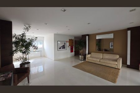 Apartamento para alugar com 163m², 3 quartos e 2 vagasHall social
