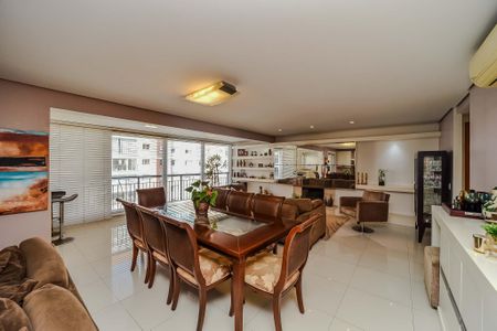 Apartamento para alugar com 163m², 3 quartos e 2 vagasSala