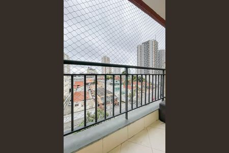 Apartamento à venda com 46m², 2 quartos e 1 vaga Apartamento à venda com 46m², 2 quartos e 1 vagaVaranda