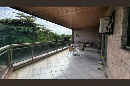 Apartamento para alugar com 130m², 3 quartos e 2 vagas Apartamento para alugar com 130m², 3 quartos e 2 vagasVaranda