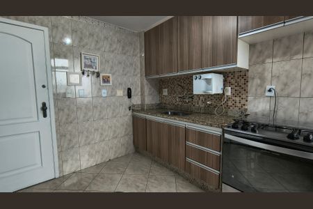 Apartamento para alugar com 130m², 3 quartos e 2 vagas Apartamento para alugar com 130m², 3 quartos e 2 vagasCozinha e Área de Serviço