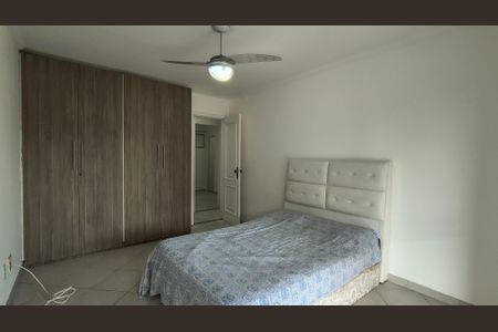 Apartamento para alugar com 130m², 3 quartos e 2 vagas Apartamento para alugar com 130m², 3 quartos e 2 vagasQuarto