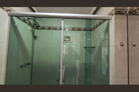 Apartamento para alugar com 130m², 3 quartos e 2 vagas Apartamento para alugar com 130m², 3 quartos e 2 vagasBanheiro da Suíte 1