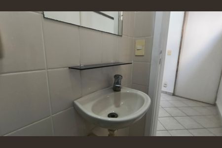Apartamento para alugar com 130m², 3 quartos e 2 vagas Apartamento para alugar com 130m², 3 quartos e 2 vagasBanheiro da Suíte 2