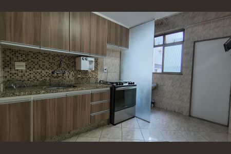 Apartamento para alugar com 130m², 3 quartos e 2 vagas Apartamento para alugar com 130m², 3 quartos e 2 vagasCozinha e Área de Serviço
