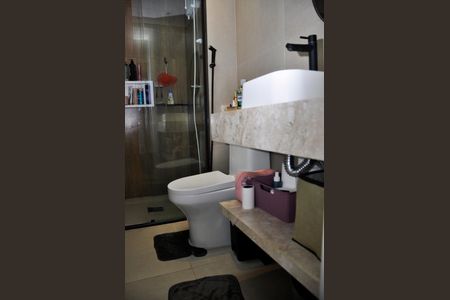 Apartamento para alugar com 34m², 2 quartos e 1 vaga Apartamento para alugar com 34m², 2 quartos e 1 vagaDetalhe - Banheiro Social