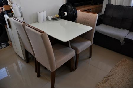 Apartamento para alugar com 34m², 2 quartos e 1 vaga Apartamento para alugar com 34m², 2 quartos e 1 vagaDetalhe - Sala e Sala de Jantar