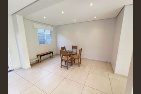 Apartamento para alugar com 34m², 2 quartos e 1 vaga Apartamento para alugar com 34m², 2 quartos e 1 vagaSalão de Festas
