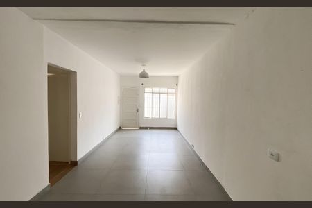 Casa para alugar com 100m², 2 quartos e sem vagaSala 
