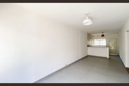 Sala  de casa para alugar com 2 quartos, 100m² em Vila Ré, São Paulo