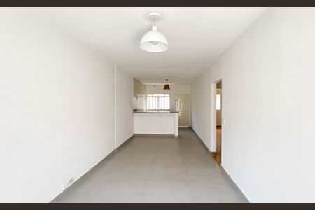 Sala de casa para alugar com 2 quartos, 100m² em Vila Ré, São Paulo