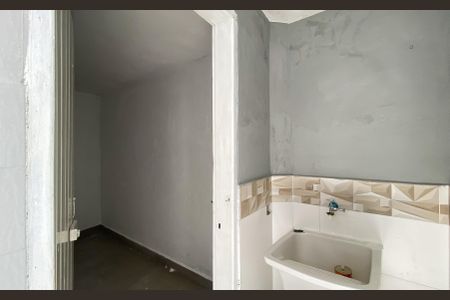 Casa para alugar com 100m², 2 quartos e sem vagaÁrea de Serviço