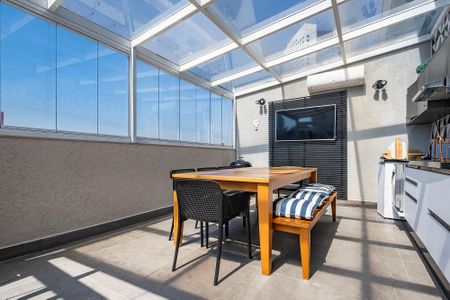 Apartamento à venda com 119m², 2 quartos e 2 vagasCobertura