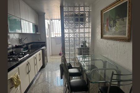 Cozinha de apartamento para alugar com 4 quartos, 147m² em Funcionários, Belo Horizonte