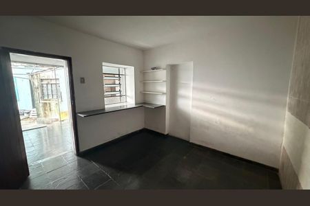 Cozinha de casa para alugar com 2 quartos, 65m² em Floresta, Belo Horizonte